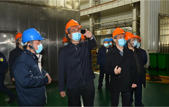 【陜鼓集團】西安市委常委、市委統戰部部長楊廣亭深入陜鼓實地調研指導疫情防控及復工復產工作